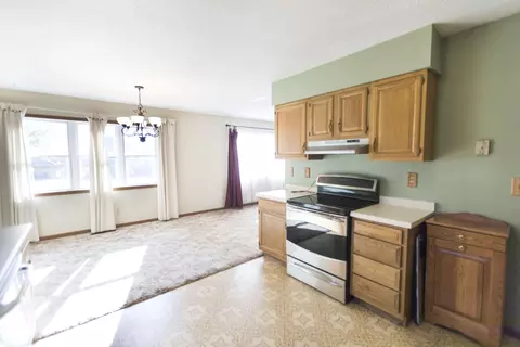 2301 9th Ave E, Williston, ND 58801 photo 7