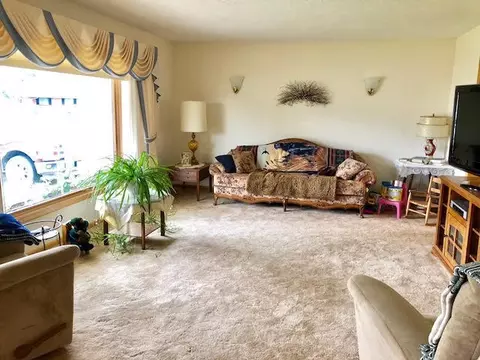 1313 E Hillcourt, Williston, ND 58801 photo 5