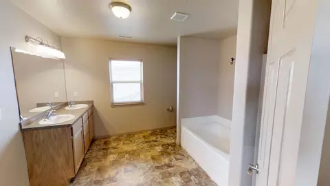 1601 Creekside Dr, Williston, ND 58801 photo 34