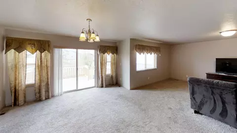 1601 Creekside Dr, Williston, ND 58801 photo 21