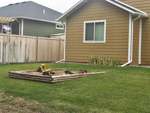2013 23rd St W, Williston, ND 58801 photo 5
