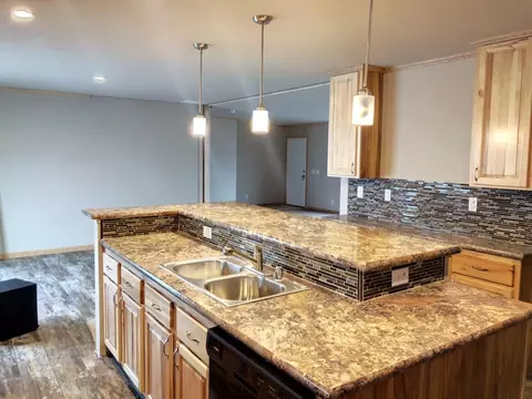 14922 Cochise St, Williston, ND 58801 photo 3