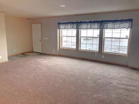 14922 Cochise St, Williston, ND 58801 photo 7
