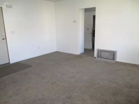 821 W Broadway, Williston, ND 58801 photo 3
