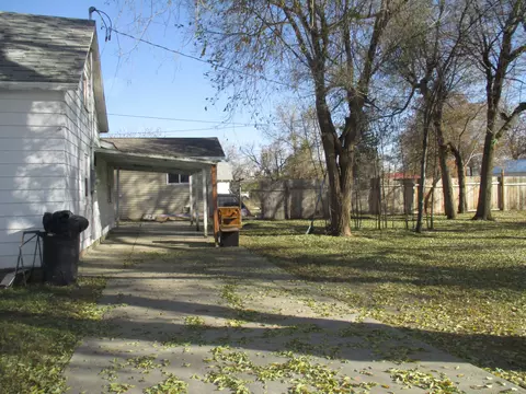 821 W Broadway, Williston, ND 58801 photo 28