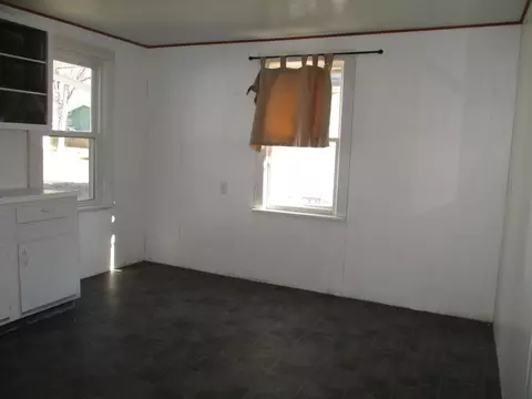 821 W Broadway, Williston, ND 58801 photo 7
