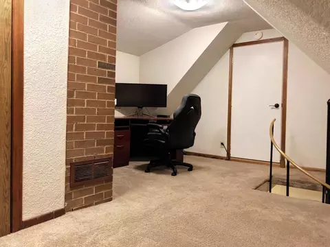 514 8th Ave W, Williston, ND 58801 photo 7