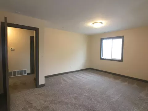2106 18th Ave W, Williston, ND 58801 photo 13