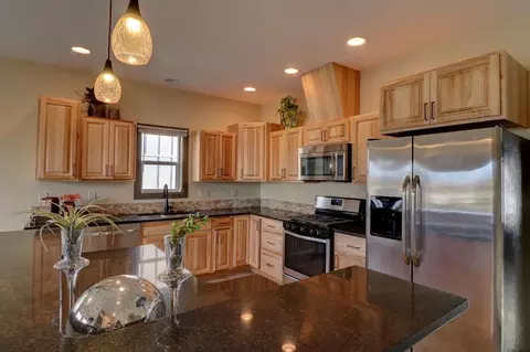 2106 18th Ave W, Williston, ND 58801 photo 7