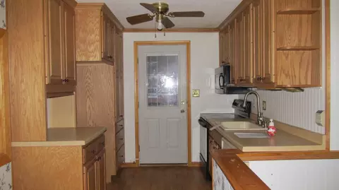 405 7th Ave W, Williston, ND 58801 photo 7
