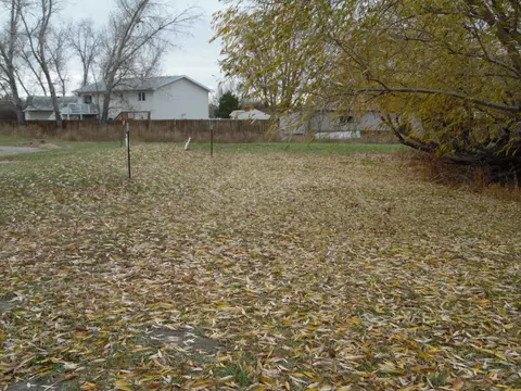 812 35th St E, Williston, ND 58801 photo 16