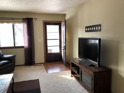 1126 7th Ave E, Williston, ND 58801 photo 2