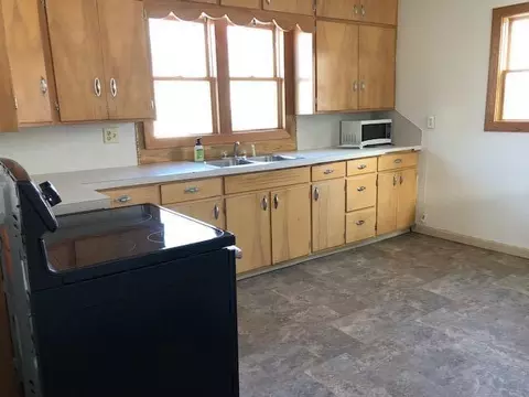 2314 University Ave, Williston, ND 58801 photo 12