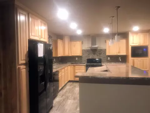14916 Cochise St, Williston, ND 58801 photo 5