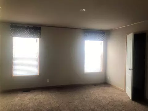 14916 Cochise St, Williston, ND 58801 photo 8