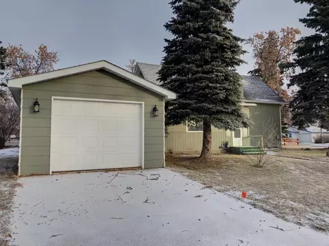 103 Winther St, Ray, ND 58849 photo 2