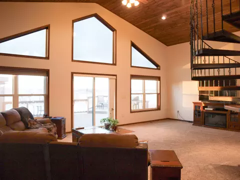 1219 20th Ave E, Williston, ND 58801 photo 5