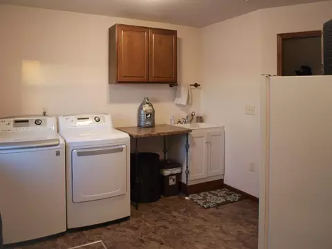 1219 20th Ave E, Williston, ND 58801 photo 16