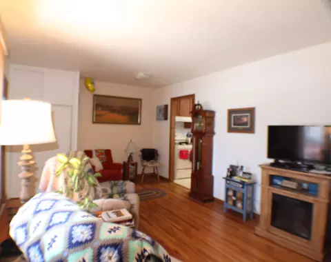 819 13th Ave W, Williston, ND 58801 photo 6