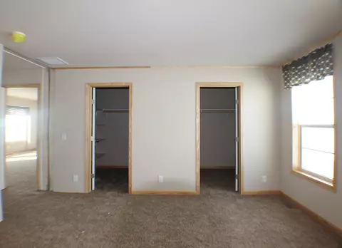 14977 Cochise St, Williston, ND 58801 photo 3