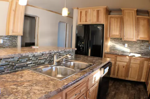 14977 Cochise St, Williston, ND 58801 photo 7