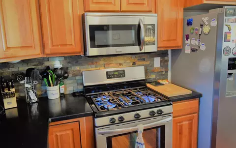 3308 Rocky Wagon St, Williston, ND 58801 photo 7