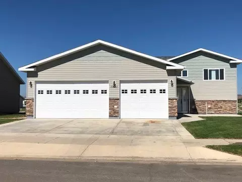1921 20th Ave W, Williston, ND 58801 photo 32