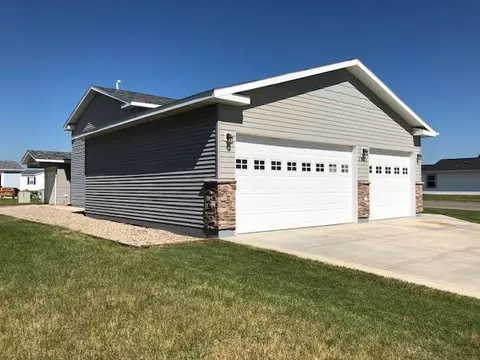 1921 20th Ave W, Williston, ND 58801 photo 26