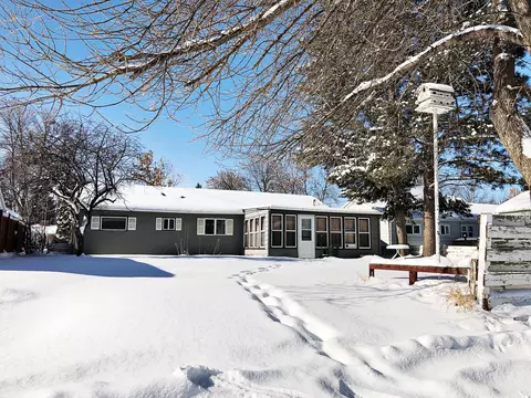 1204 University Ave, Williston, ND 58801 photo 12