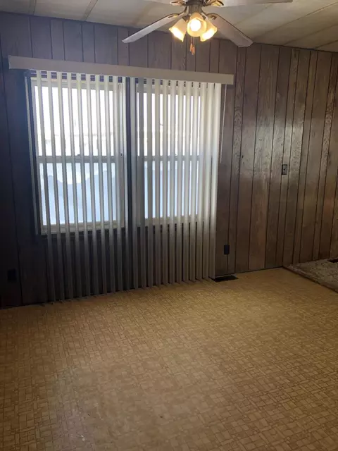 1007 6th Ave NW, Williston, ND 58801 photo 6