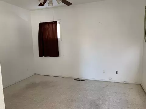 415 Washington Ave, Williston, ND 58801 photo 2