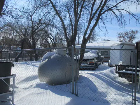 102 Robinson St, Grenora, ND 58845 photo 6