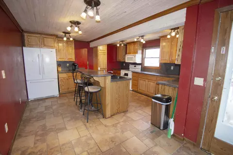 1932 9th Ave W, Williston, ND 58801 photo 9