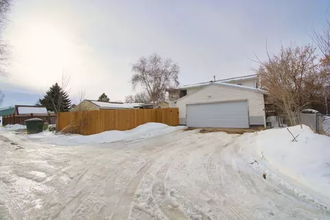 1932 9th Ave W, Williston, ND 58801 photo 7