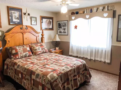 2016 1st Ave E, Williston, ND 58801 photo 10