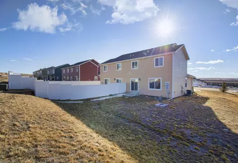 5822 Anna Ave, Williston, ND 58801 photo 25
