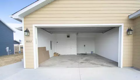 5822 Anna Ave, Williston, ND 58801 photo 24