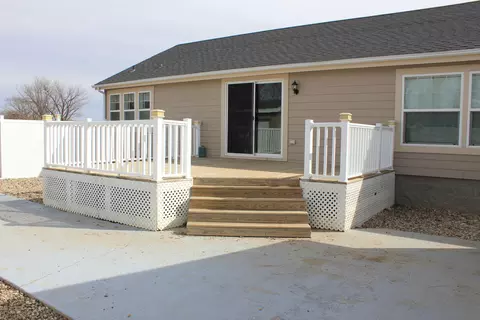402 Main Ave E, Alexander, ND 58831 photo 2