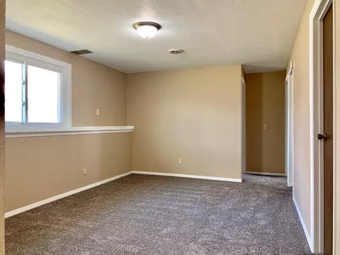 2505 University Ave, Williston, ND 58801 photo 7