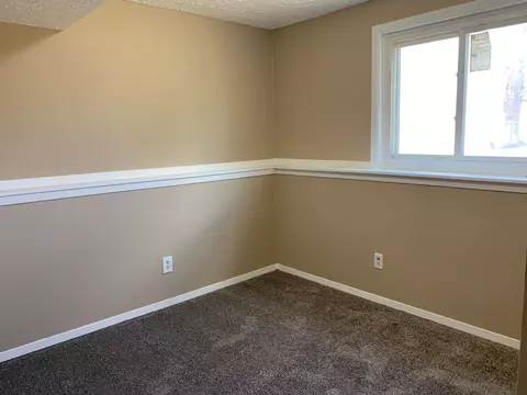 2505 University Ave, Williston, ND 58801 photo 9