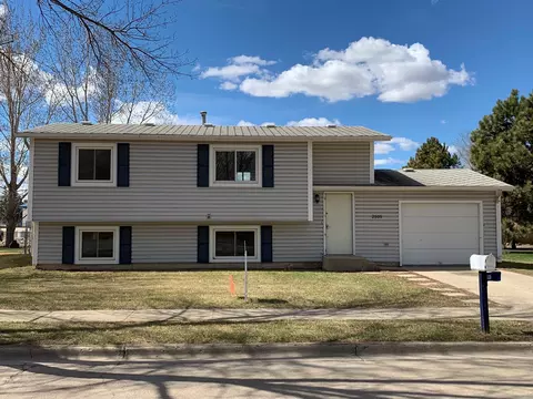 2505 University Ave, Williston, ND 58801 photo 1