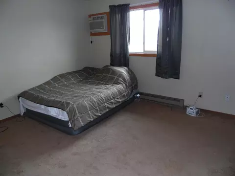 2701 19th Ave W, Williston, ND 58801 photo 9