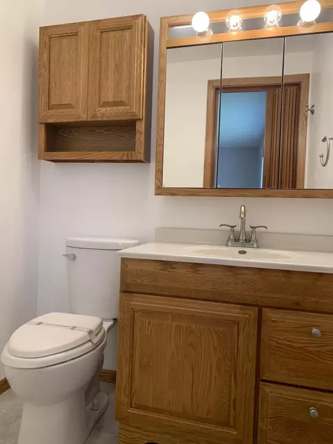 422 22nd St E, Williston, ND 58801 photo 20