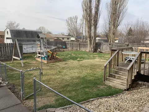422 22nd St E, Williston, ND 58801 photo 40