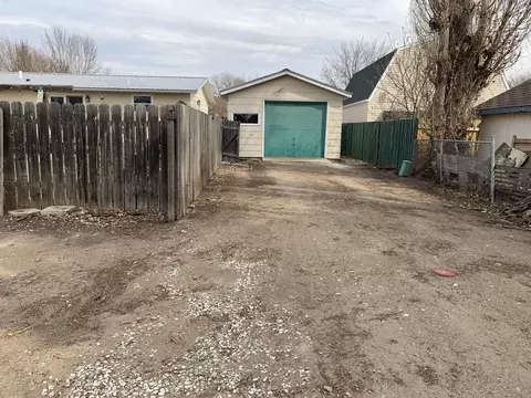 422 22nd St E, Williston, ND 58801 photo 42