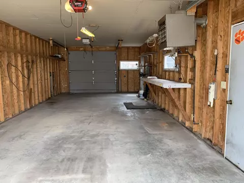 422 22nd St E, Williston, ND 58801 photo 37