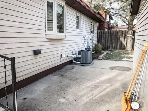 1802 8th Ave E, Williston, ND 58801 photo 18