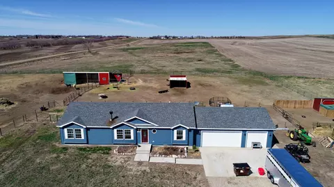 14993 Cochise St, Williston, ND 58801 photo 1