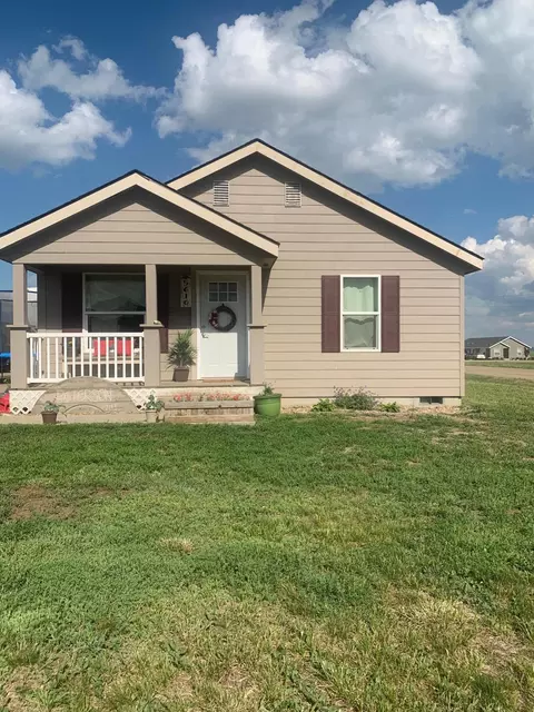 5610 Border Ave, Williston, ND 58801 photo 1