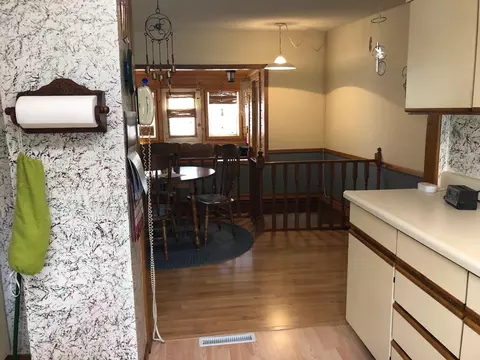 922 2nd Ave W, Williston, ND 58801 photo 5